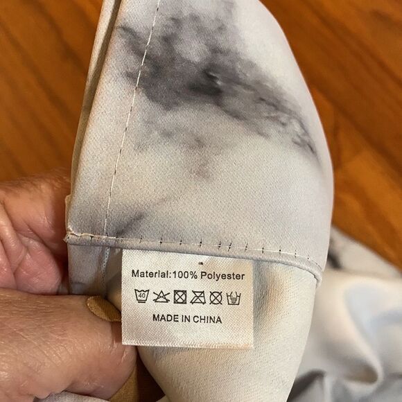 Set of two modern art marble window toppers/valance - Picture 3 of 9